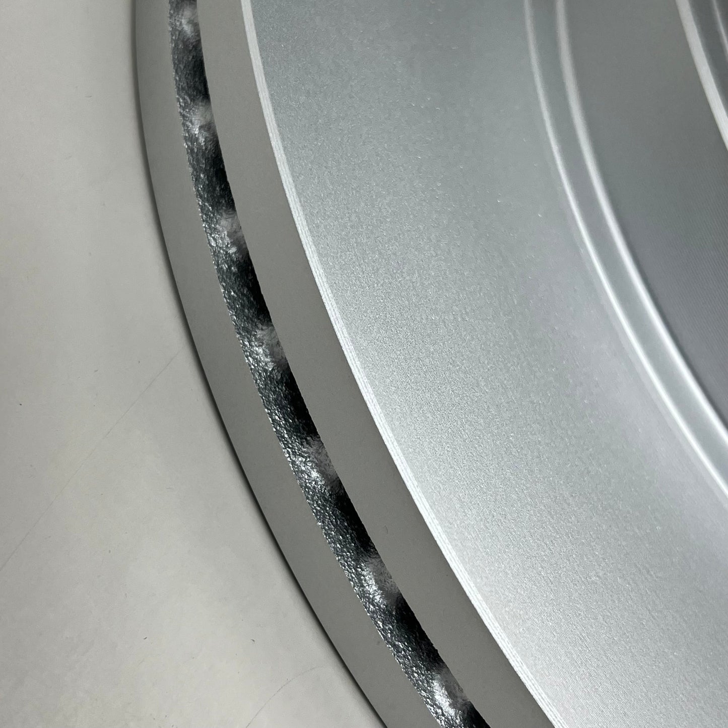 ADAPTIVE ONE Vented Cast Iron Poly Coated Rotor Chevrolet/Cadillac/GMC 880279CR