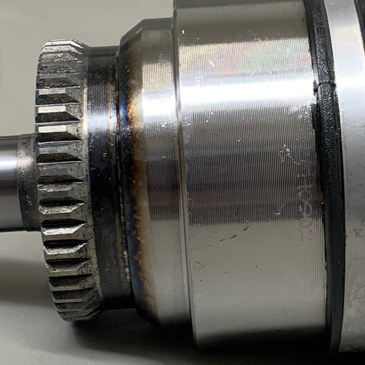 NAPA (New In Box) CV drive axle 948933