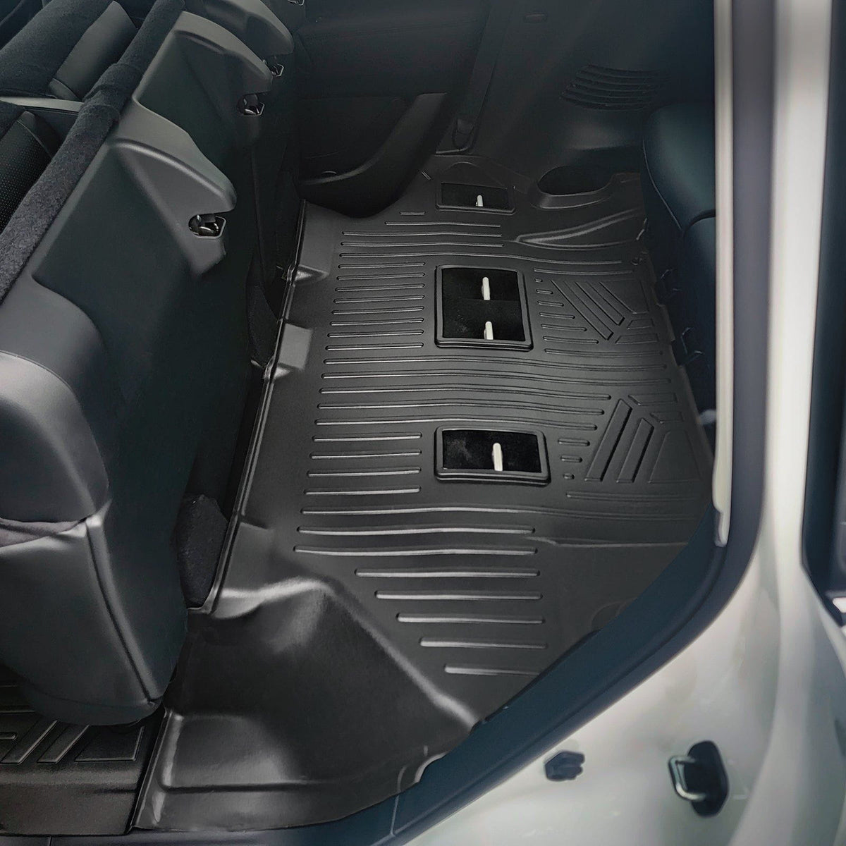 2014-2018 Infiniti QX80 Floor Liners|8 Passenger Models|SMARTLINER