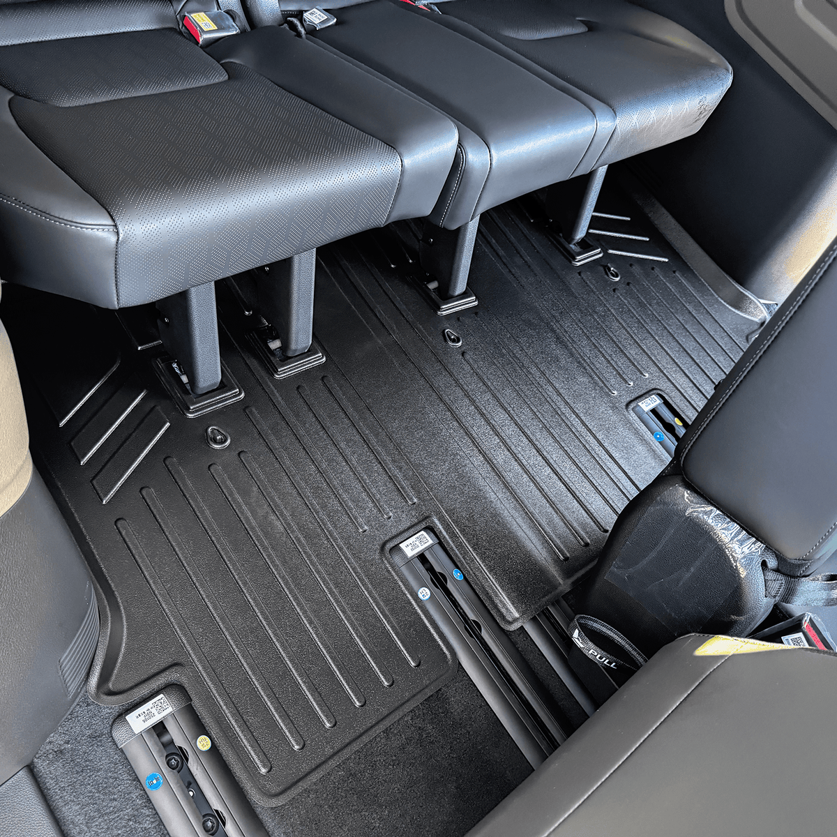 2025-2026 Kia Carnival Floor Liners|Fits 8 passenger/2nd row bench seat models|SMARTLINER