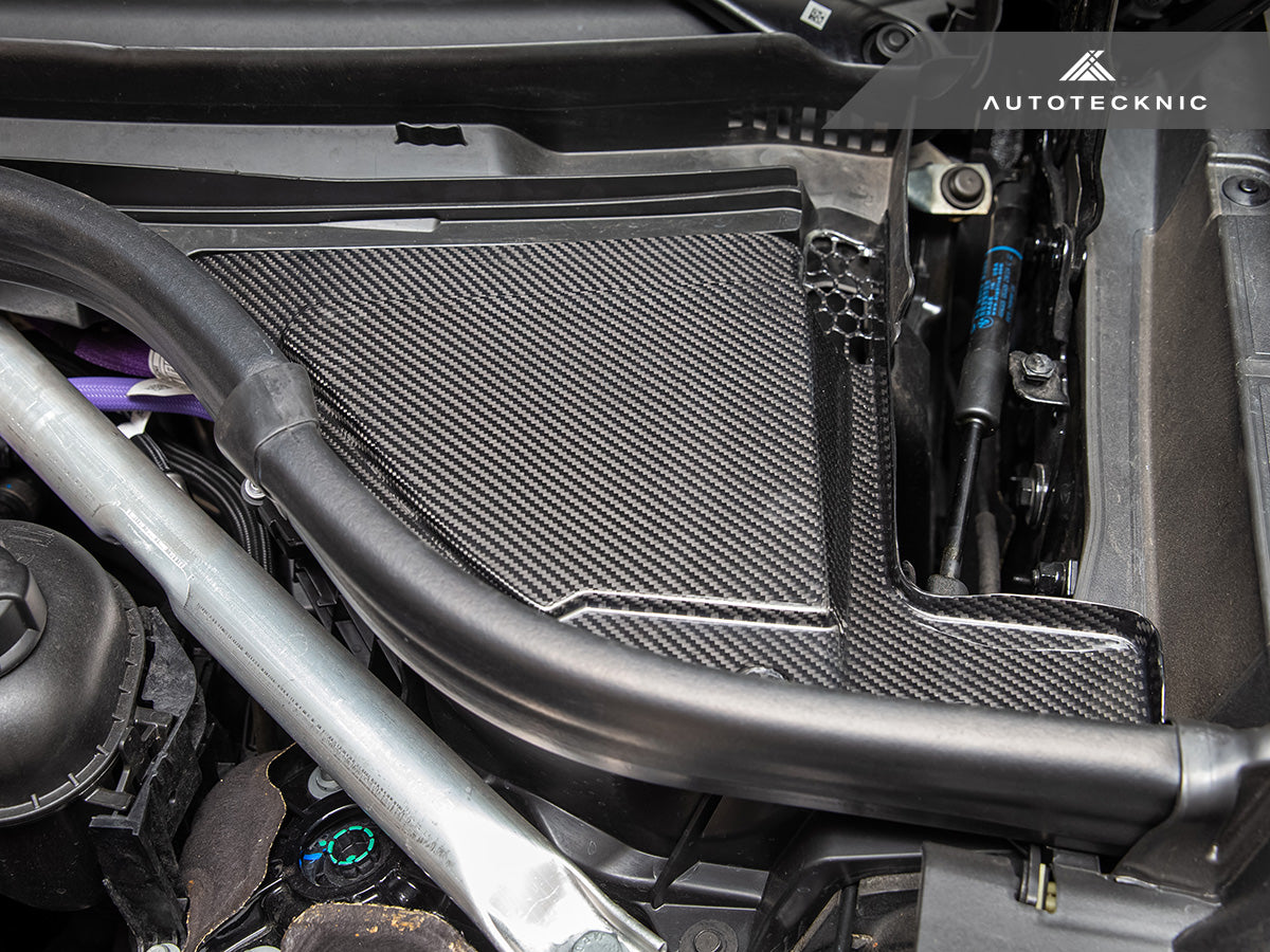 AutoTecknic Dry Carbon Engine Cowl Panel Trim Set - BMW G09 XM