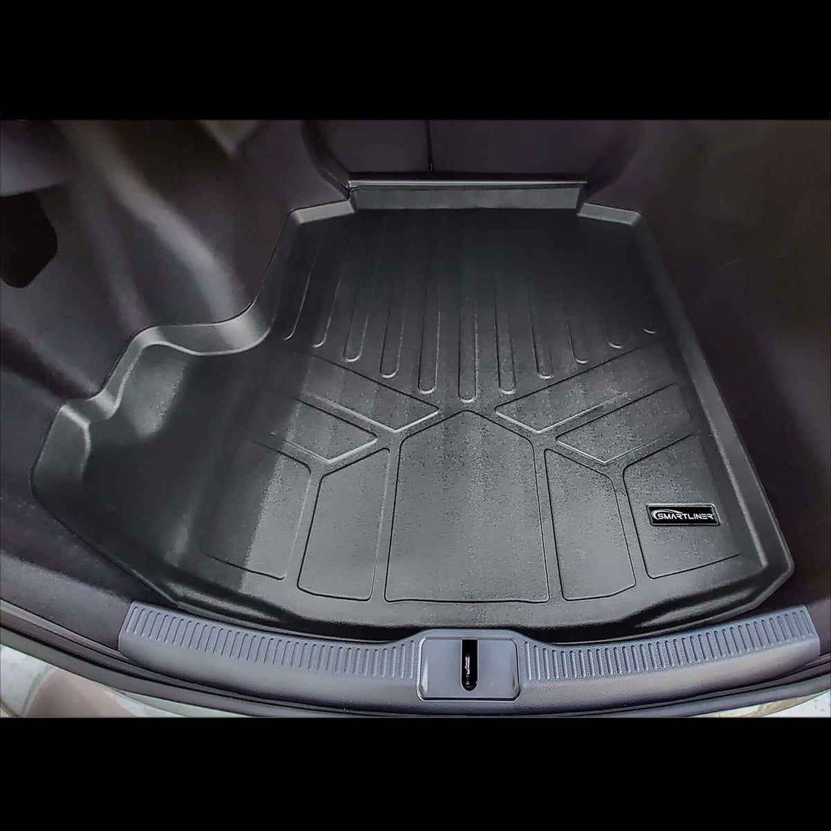 2023-2027 Toyota Crown Cargo Liner | SMARTLINER