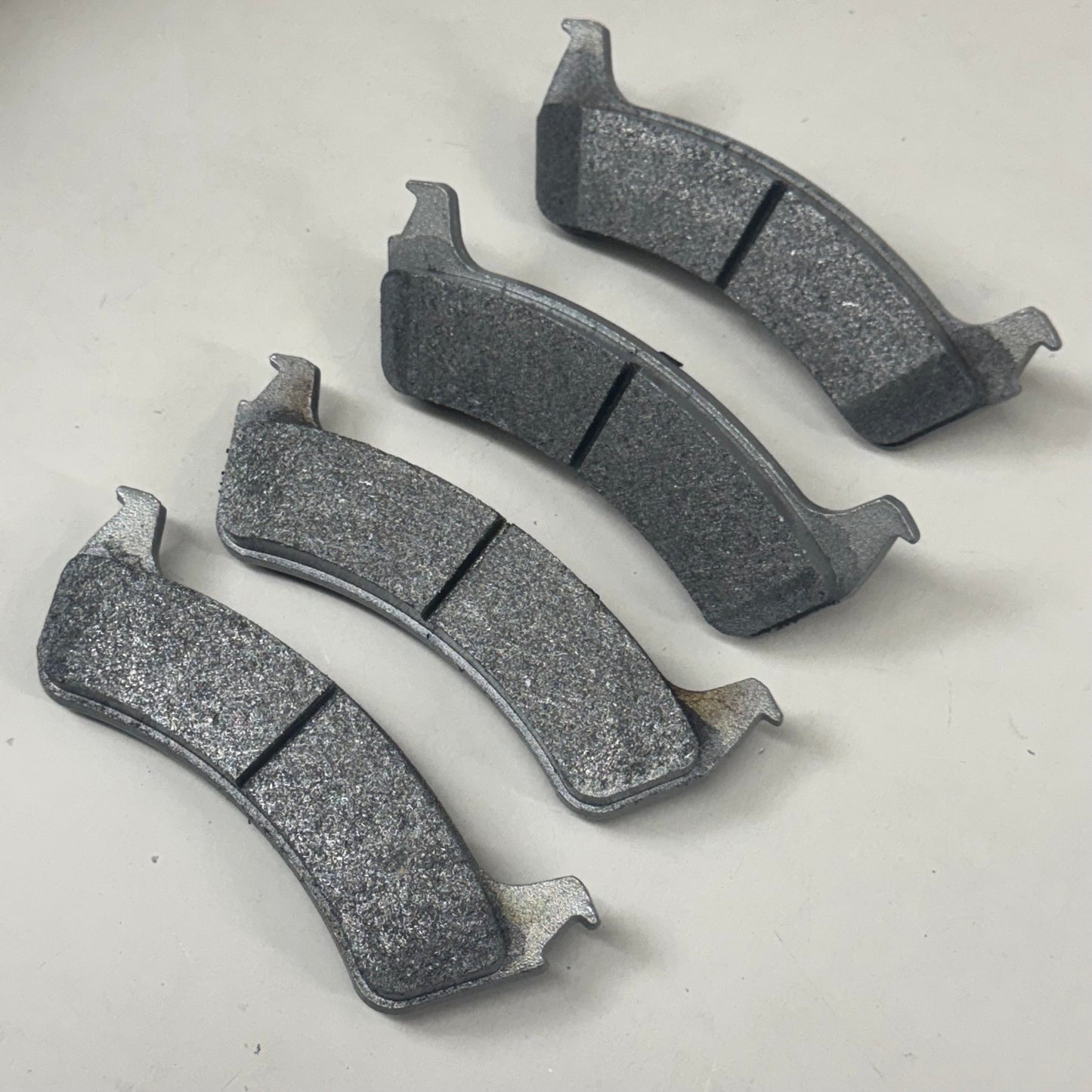 WAGNER Rear Semi-Metallic Brake Pads For Ford & Mercury Models Grey MX667A