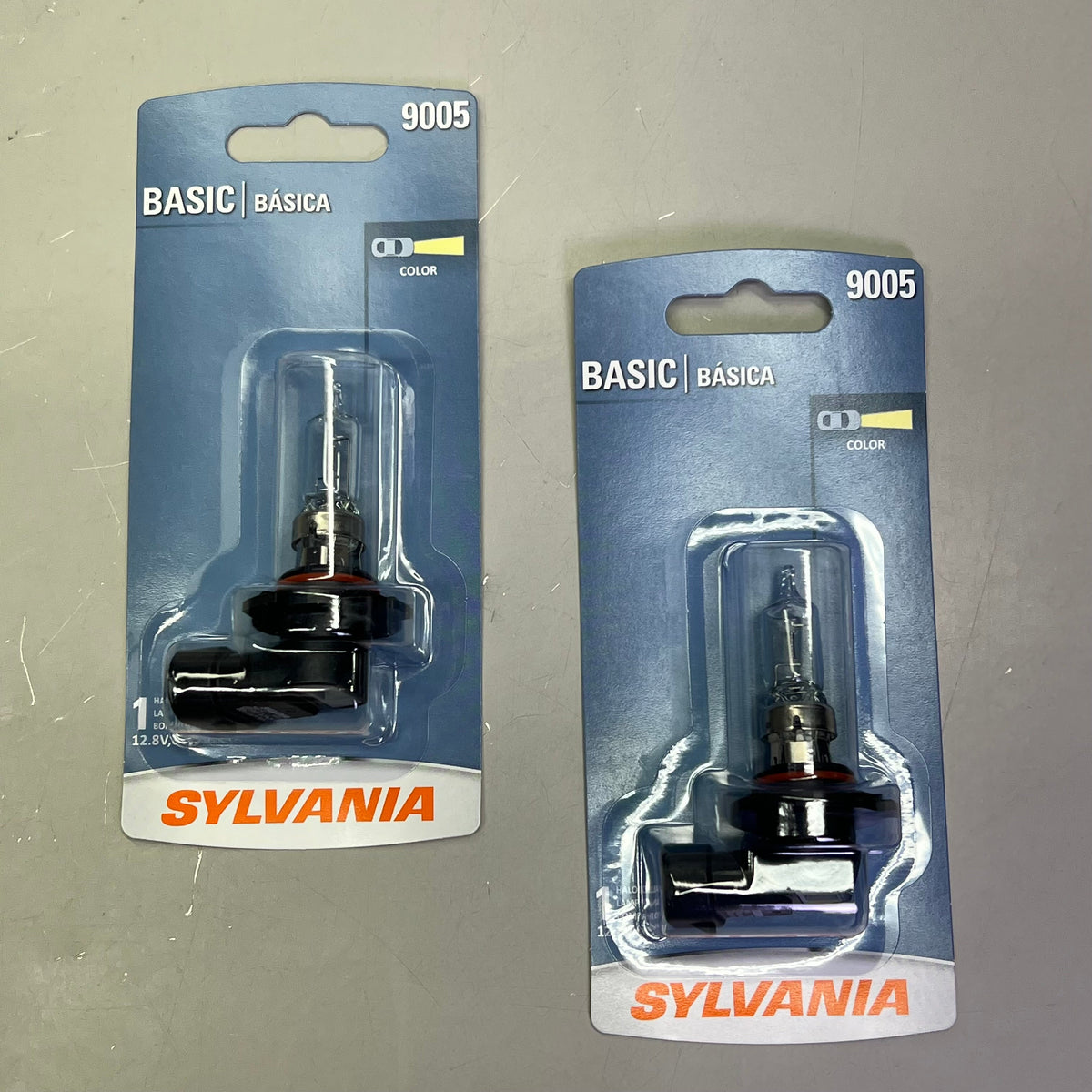 SYLVANIA (2 PACK) Basic Halogen Headlight OE Quality 12.8V White 9005.BP