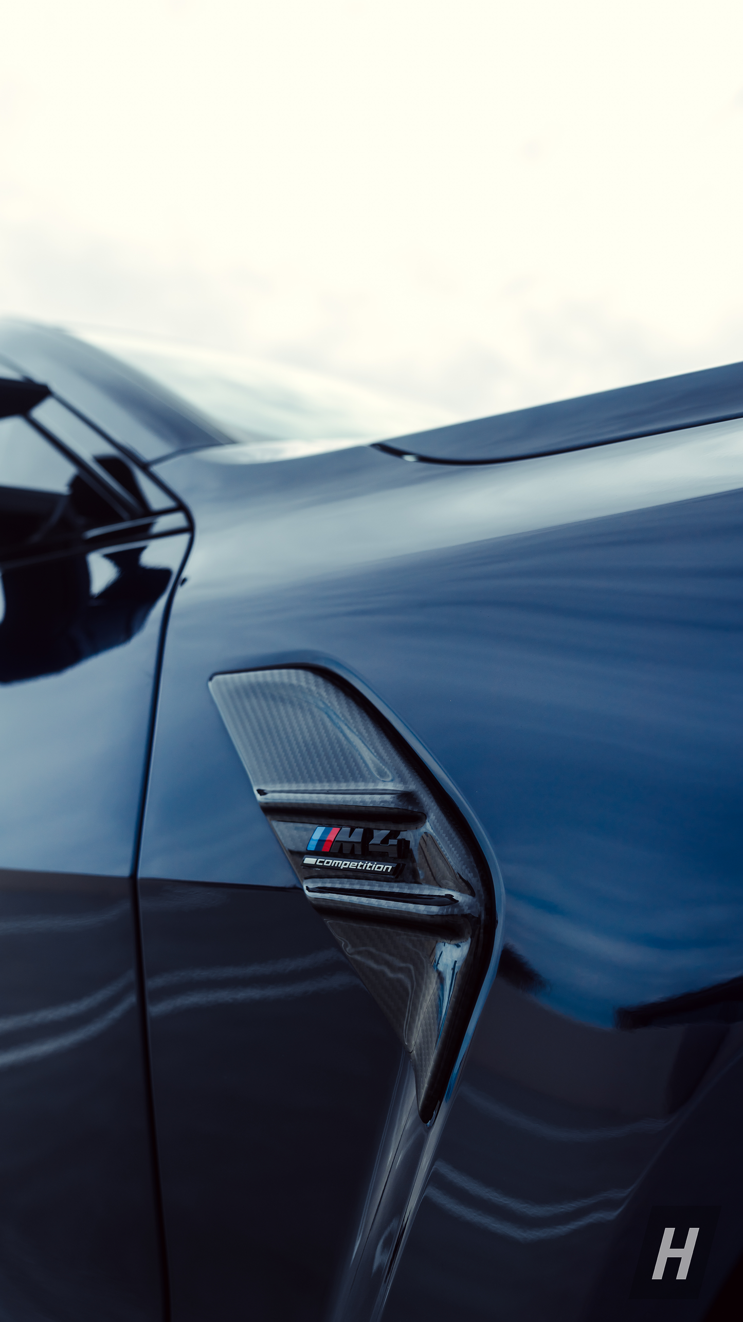 Performance V1 Carbon Fiber Air Breathers / Front Fender Trim - G82 / G83 M4