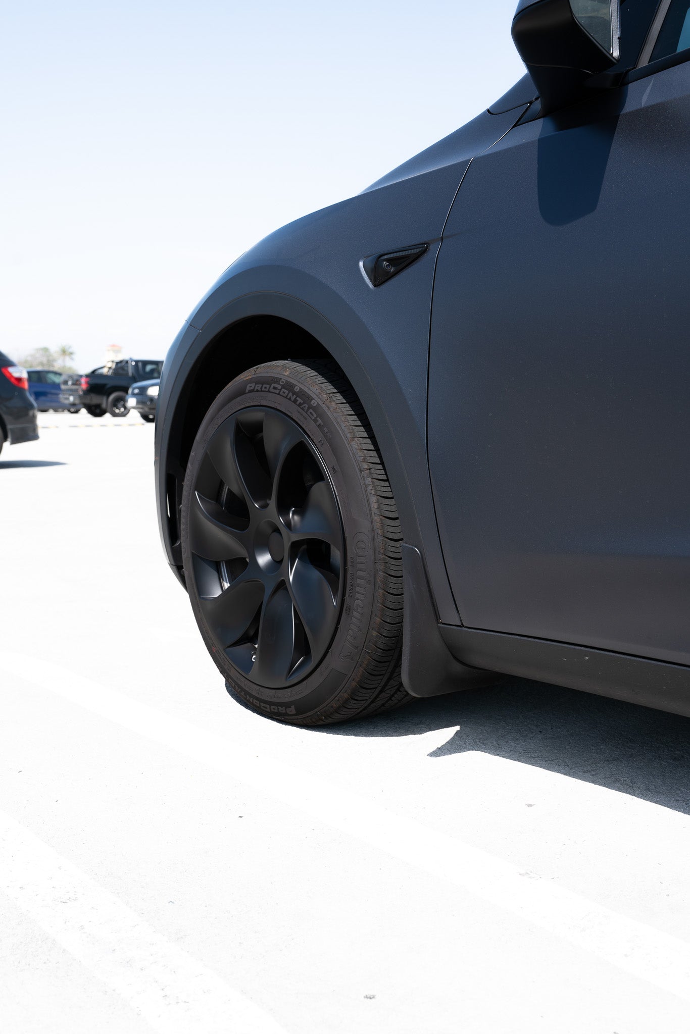 iCBL’s Tesla Model Y OEM Wheel Covers Front & Rear Gemini Turbine Blade Style Matte and Gloss Black 2017-2024 (4PCS)