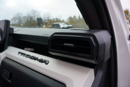 VENT TRIM 3 PC (2024+ TACOMA / 2025+ 4RUNNER) - BLACK