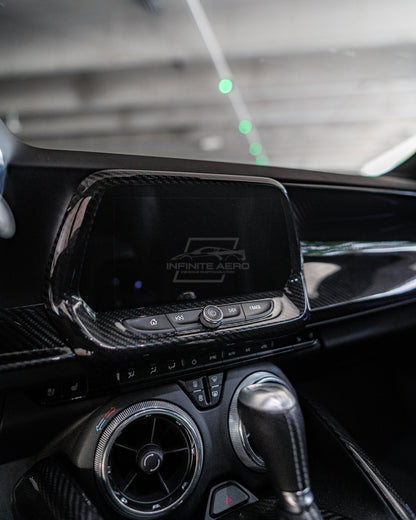CAMARO 16-24 CARBON FIBER INFOTAINMENT SCREEN COVER