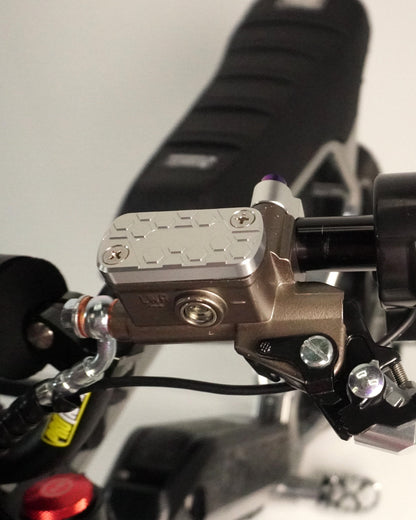 Ultra Bee Brake upgraded Reservoir Cap