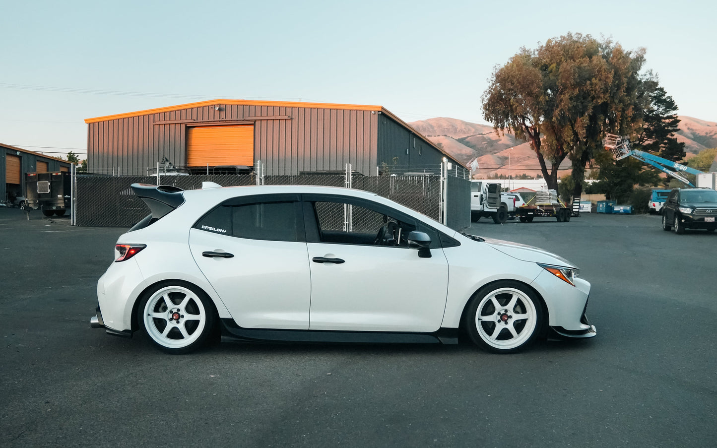 Side Skirts – Toyota Corolla Hatchback (E210, 2019-2025+)