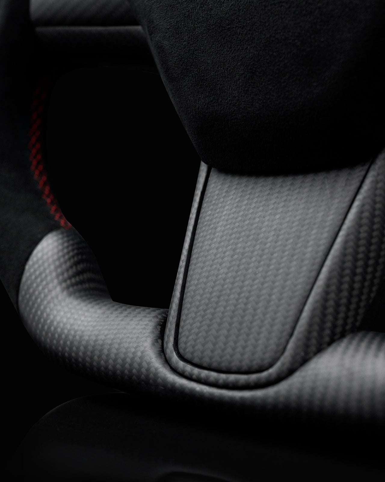 TESLA MODEL Y ALCANTARA FLAT BOTTOM SUPERNOVA DRY CARBON STEERING WHEEL