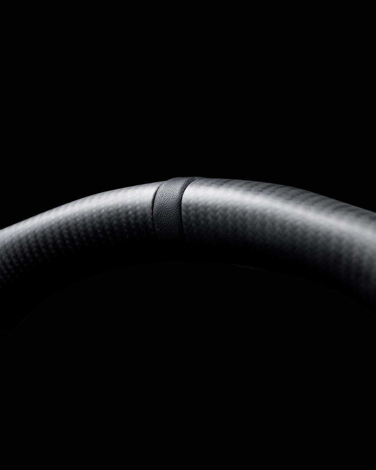 TESLA MODEL 3 / Y BLACK LEATHER FLAT BOTTOM VANTABLACK DRY MATTE CARBON STEERING WHEEL