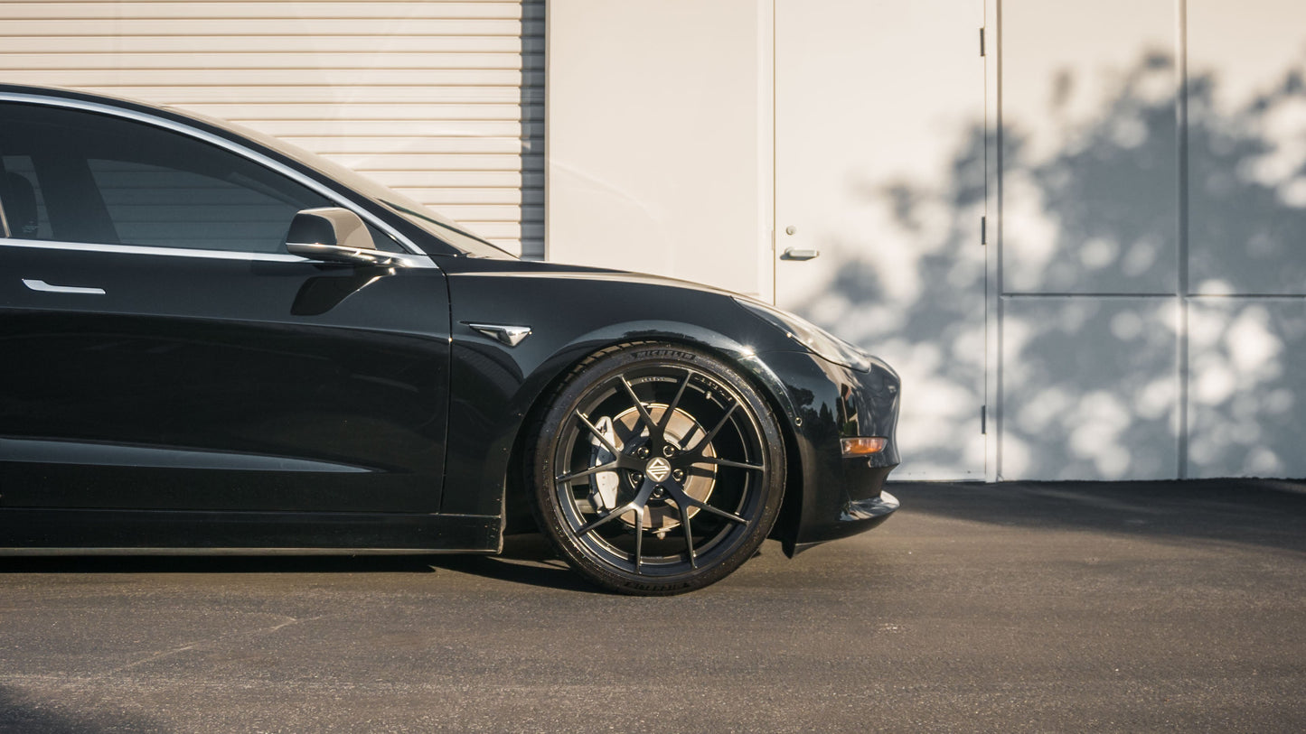 STREET+ COILOVERS SUSPENSION KIT - TESLA MODEL 3