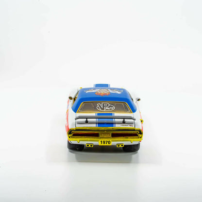 VP Racing 1970 Dodge Challenger Diecast— R/T HEMI 1:24 Scale
