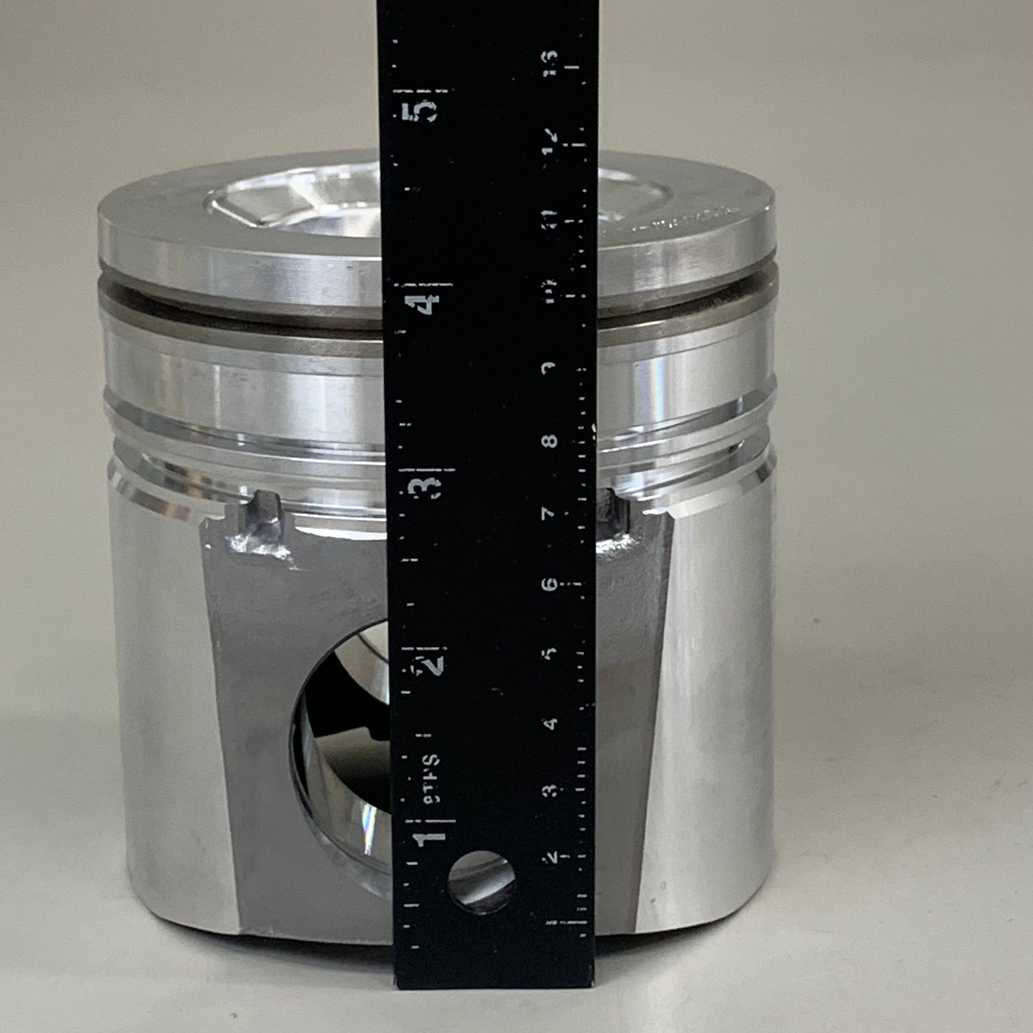 MAHLE () Clevite Piston For Dodge/ Cummins 5.9L 224-3674