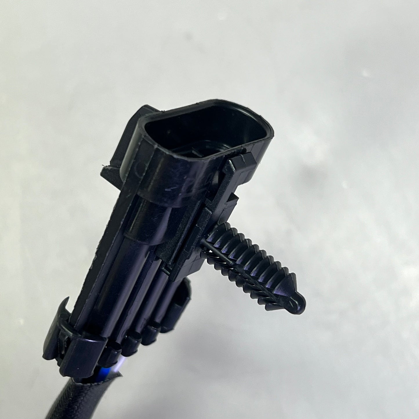 BOSCH Exact Fit Oxygen Sensor for Chevrolet & Pontiac Models 15561