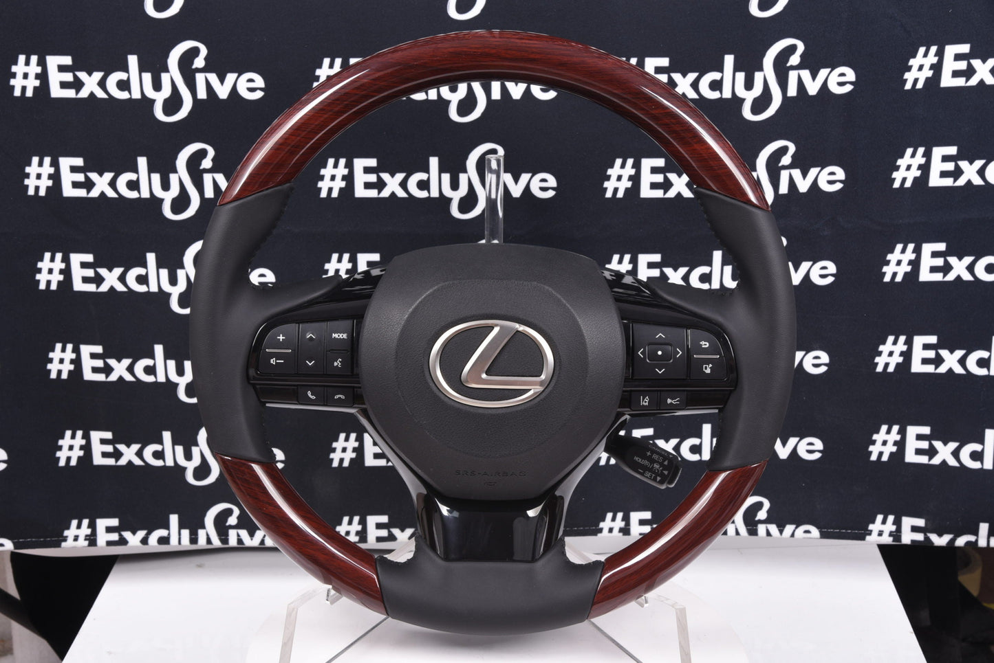 Exclusive Steering Custom Steering Wheel  for All Makes and Models