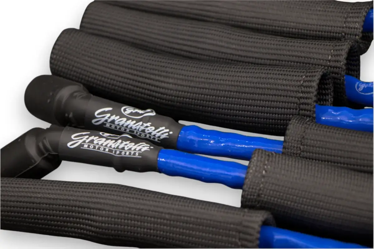 Granatelli GM LS & LT 0-Ohm 10" Blue High-Temp Spark Plug Wires w/ Kevlar Boots – 28-1545HTBLB