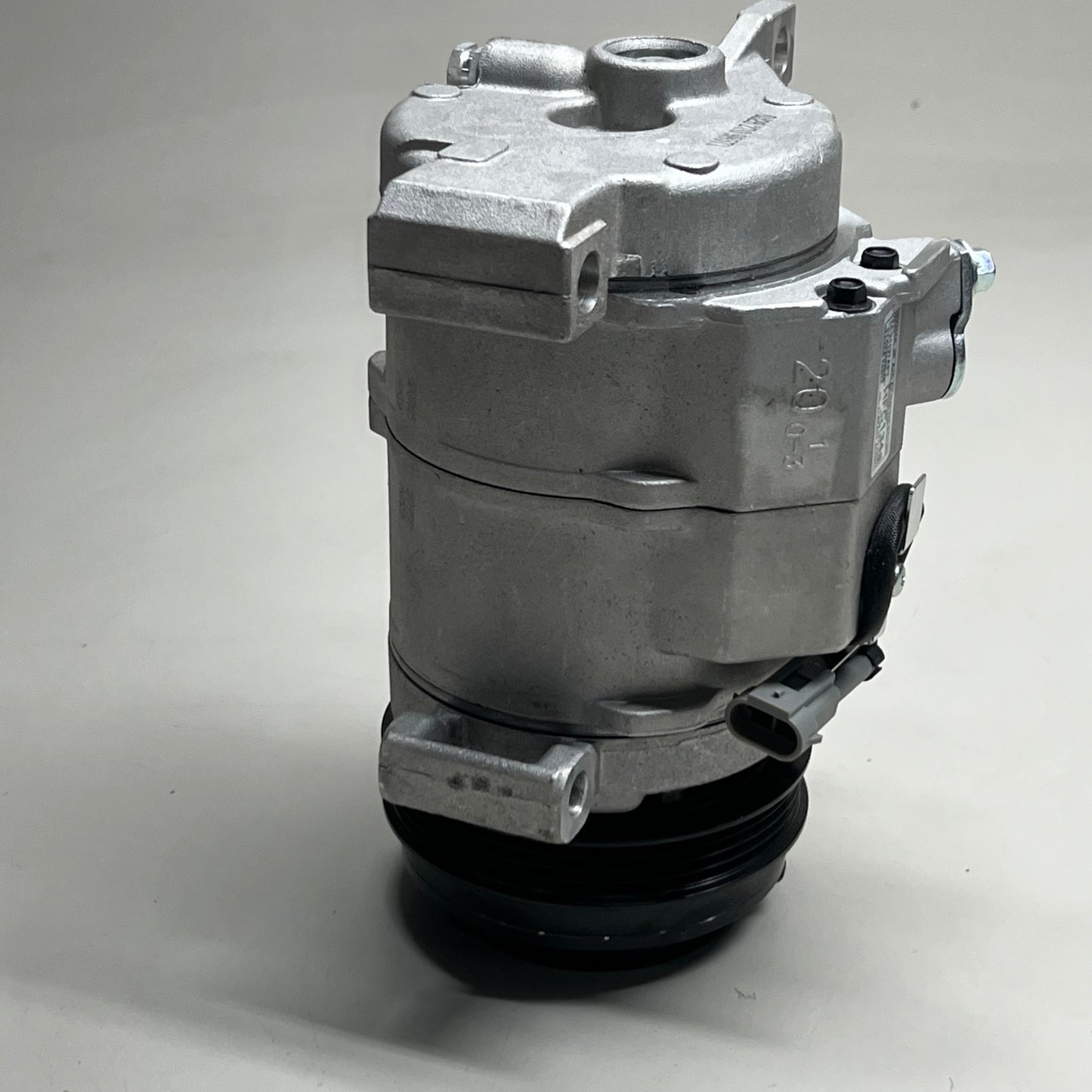 SIGMA RADIATOR JP A/C Compressor 9.5"x7.5"x6.5" Gray HFC134a