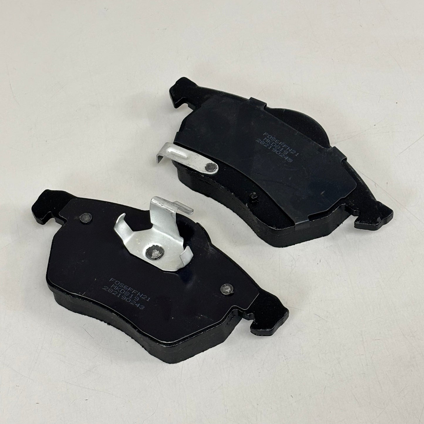 CARQUEST Premium Gold Brake Pads Semi-Metallic MKD819