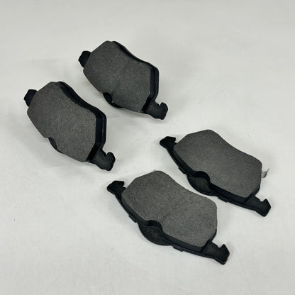 CARQUEST Premium Gold Brake Pads Semi-Metallic MKD819