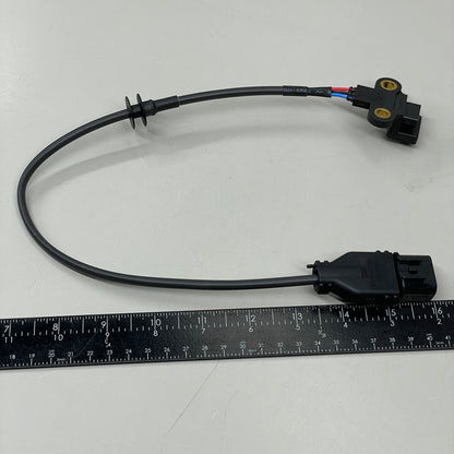 DENSO OE Camshaft Position Sensor KIA 2003-2006 196-8008