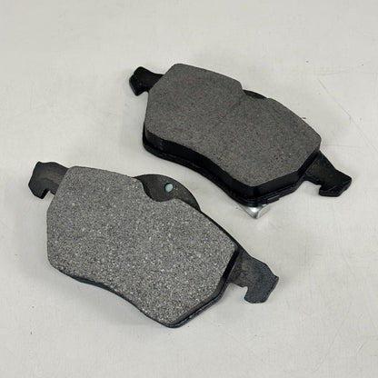 CARQUEST Premium Gold Brake Pads Semi-Metallic MKD819