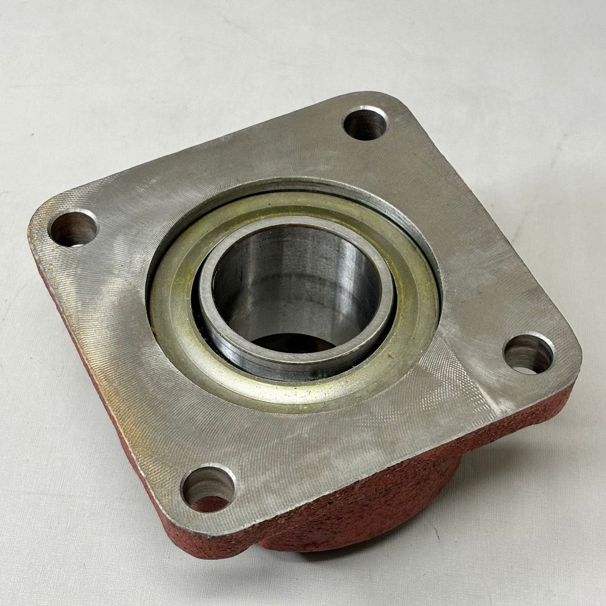 ROYERSFORD R2000 Spherical Bearing 2 Square Flange Expansion Red 40-05-E200
