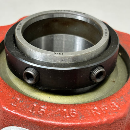 ROYERSFORD R2000 Spherical Bearing 2 Square Flange Expansion Red 40-05-E200