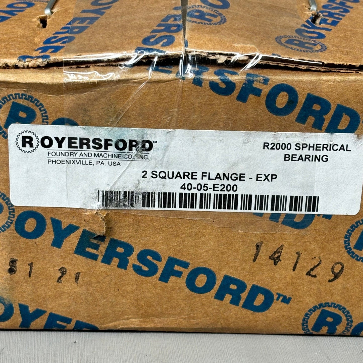 ROYERSFORD R2000 Spherical Bearing 2 Square Flange Expansion Red 40-05-E200