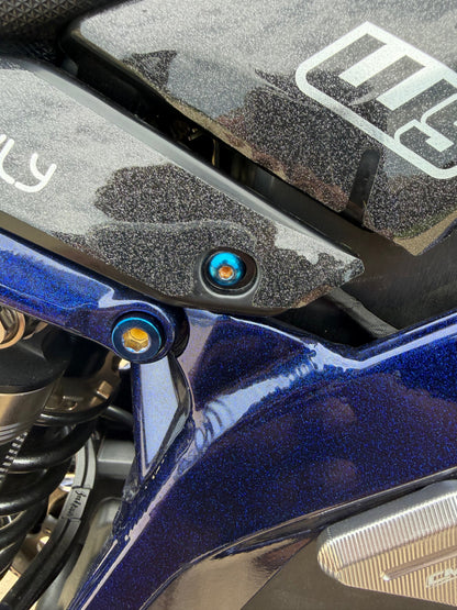 Titanium Ultrabee Subframe plastics bolts