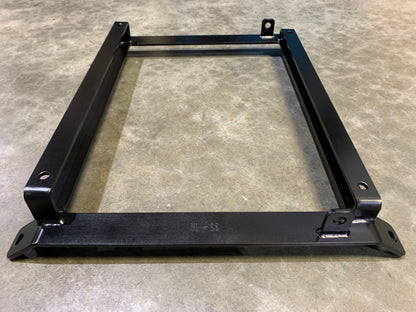 95-00 LS400 Seat Bracket RH