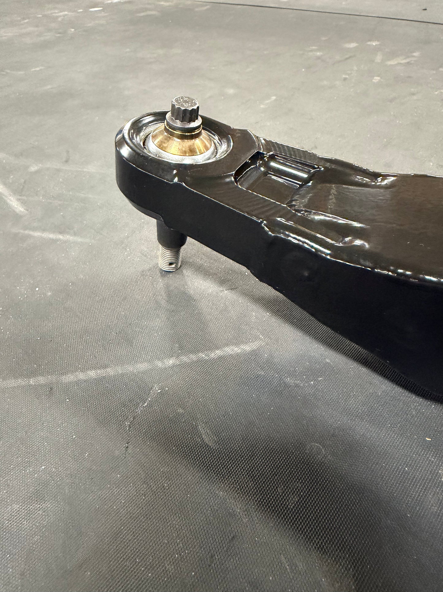 Can-Am Maverick R High Clearance Lower A-Arms