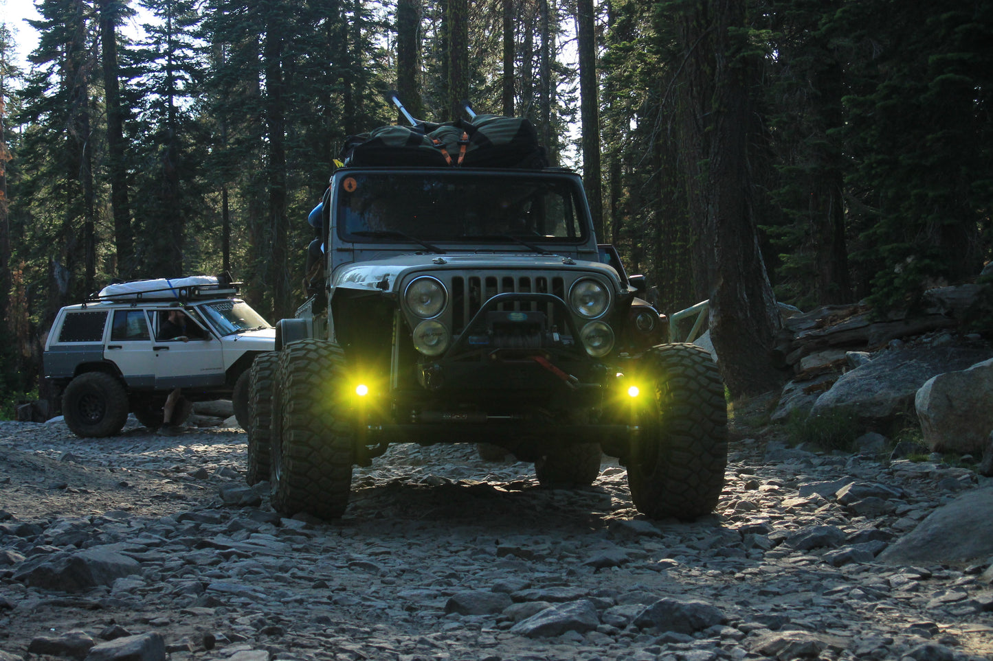DynaTrac Prorock 60 Steerable Knuckle Pod Light Mounts