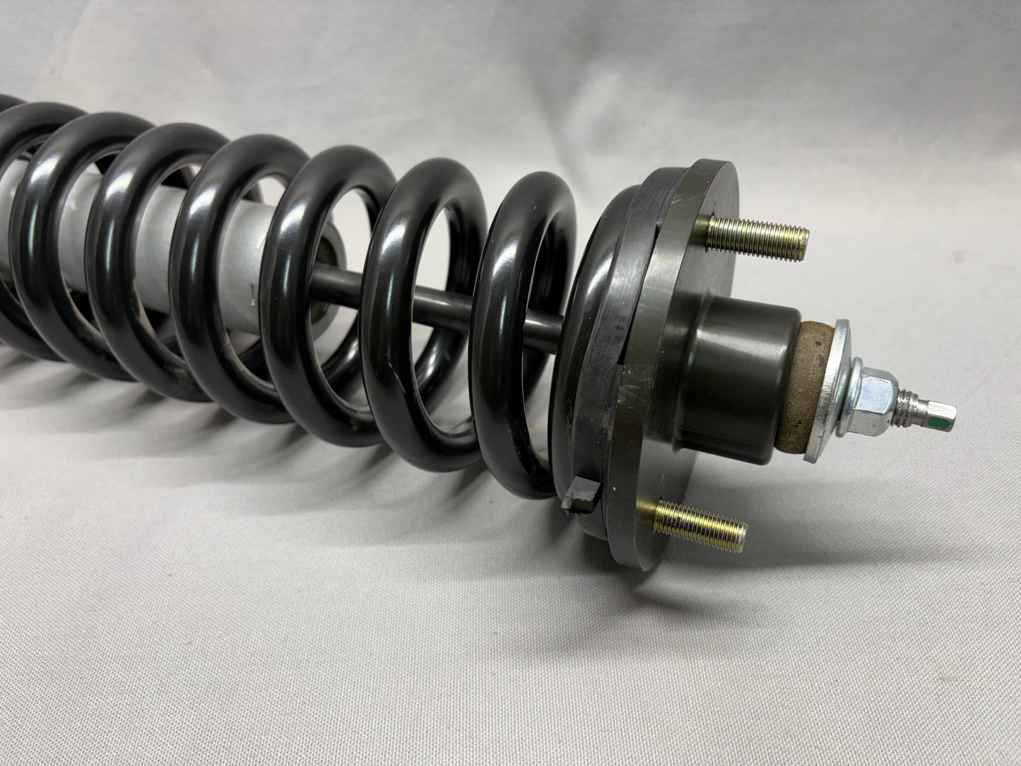 Nissan Titan Swap upper hat set for Tundra shocks