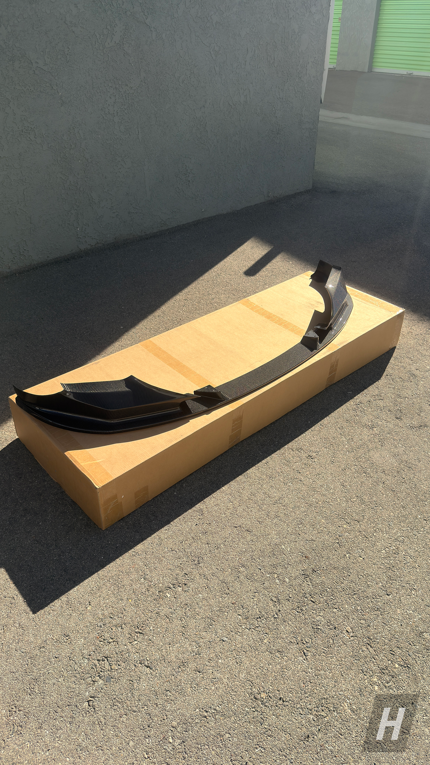 Performance V1 Carbon Fiber Front Lip - F90 M5