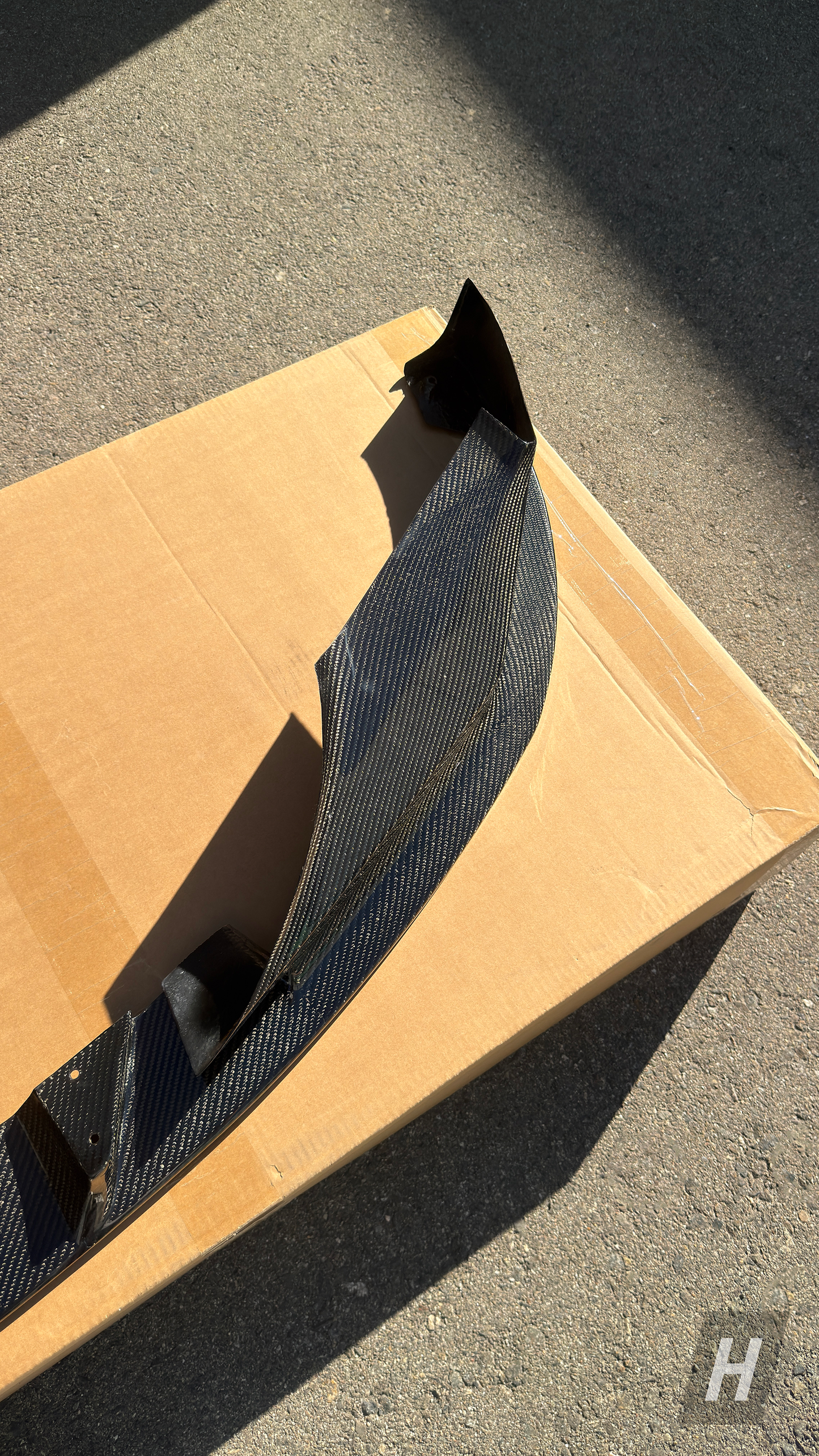 Performance V1 Carbon Fiber Front Lip - F90 M5