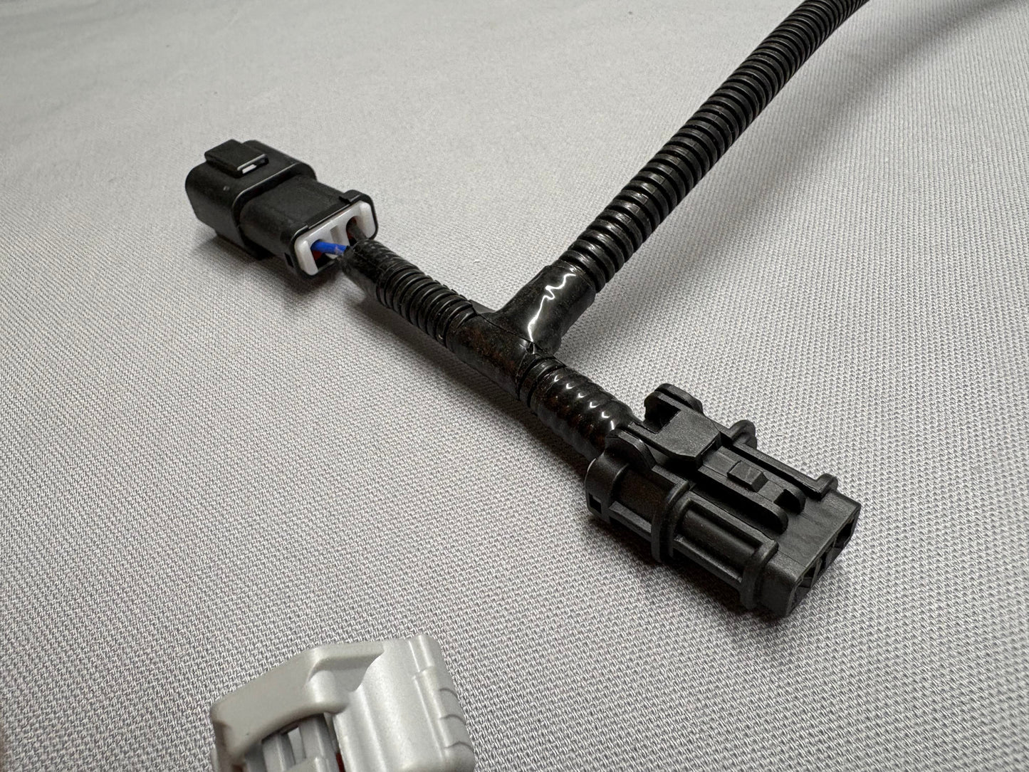 Nissan Frontier Camper Shell Harness Set