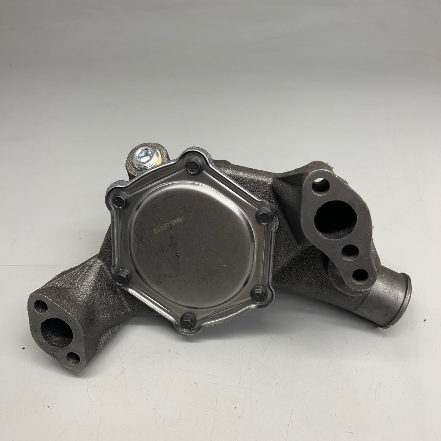 CARQUEST Engine Cooling Water Pump T3114 (New Other)