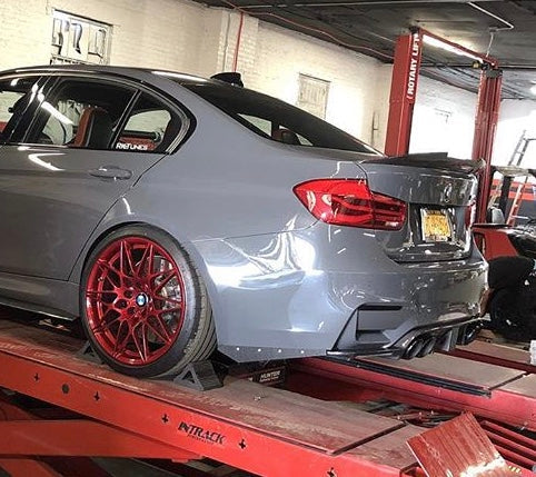BMW Carbon Fiber Rear Bumper Splitter Extensions Gloss Wet (Rivets)