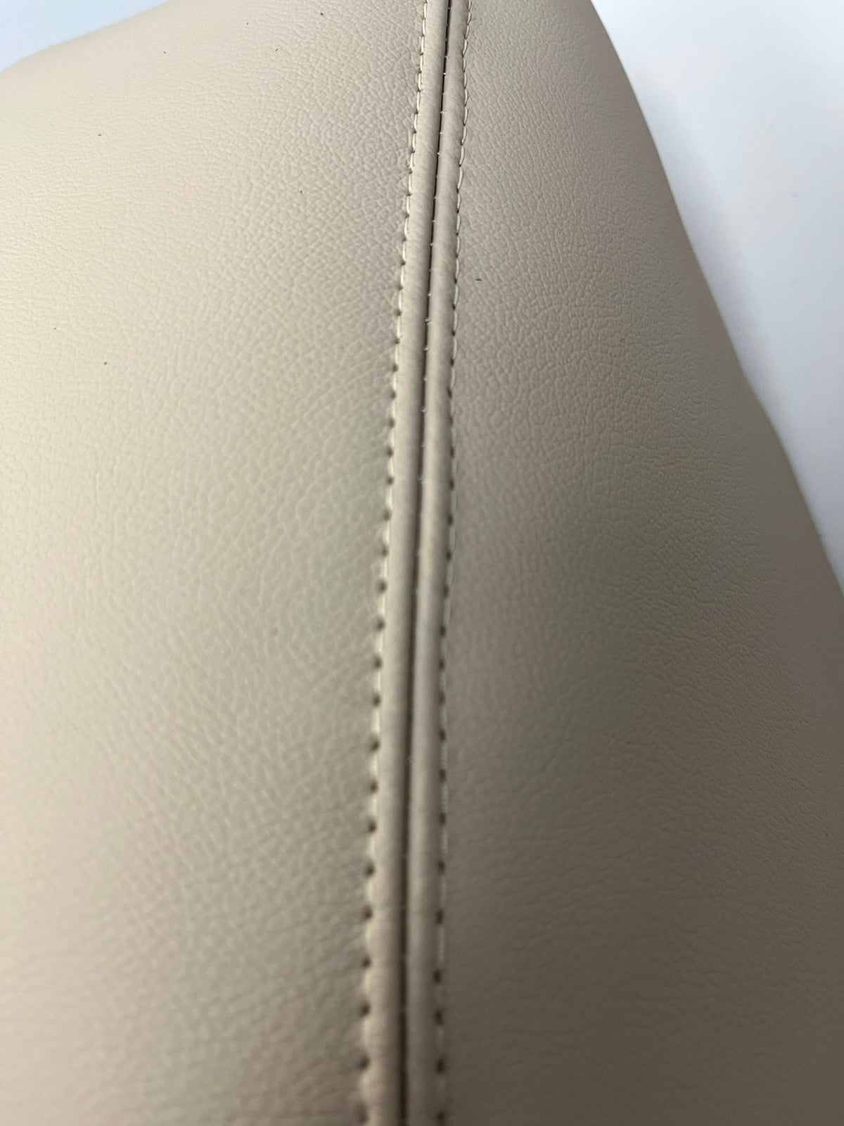2011 - 2021 Jeep Grand Cherokee Replacement Center Console Cover