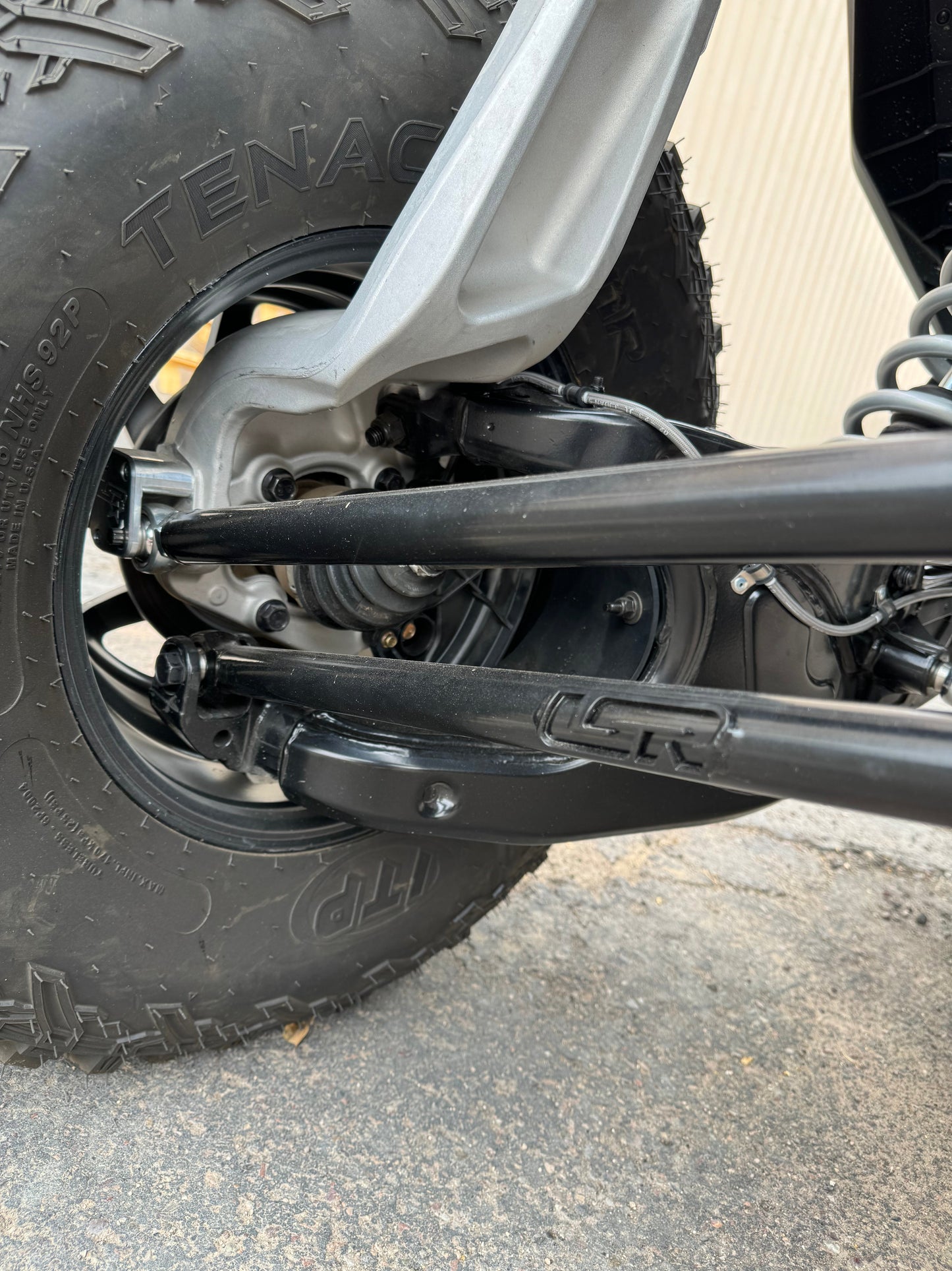 CAN AM MAVERICK R RADIUS ROD KIT