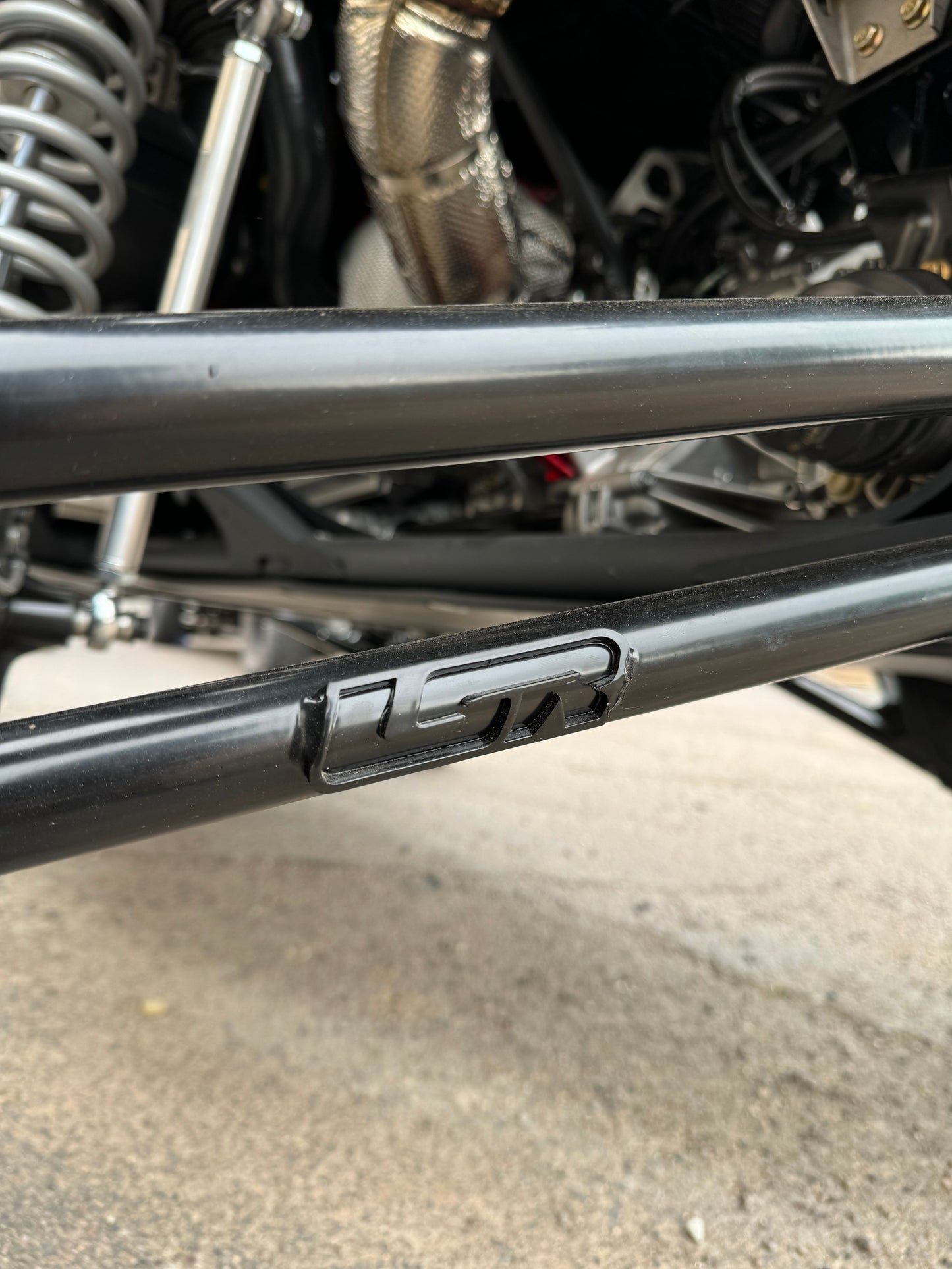 CAN AM MAVERICK R RADIUS ROD KIT