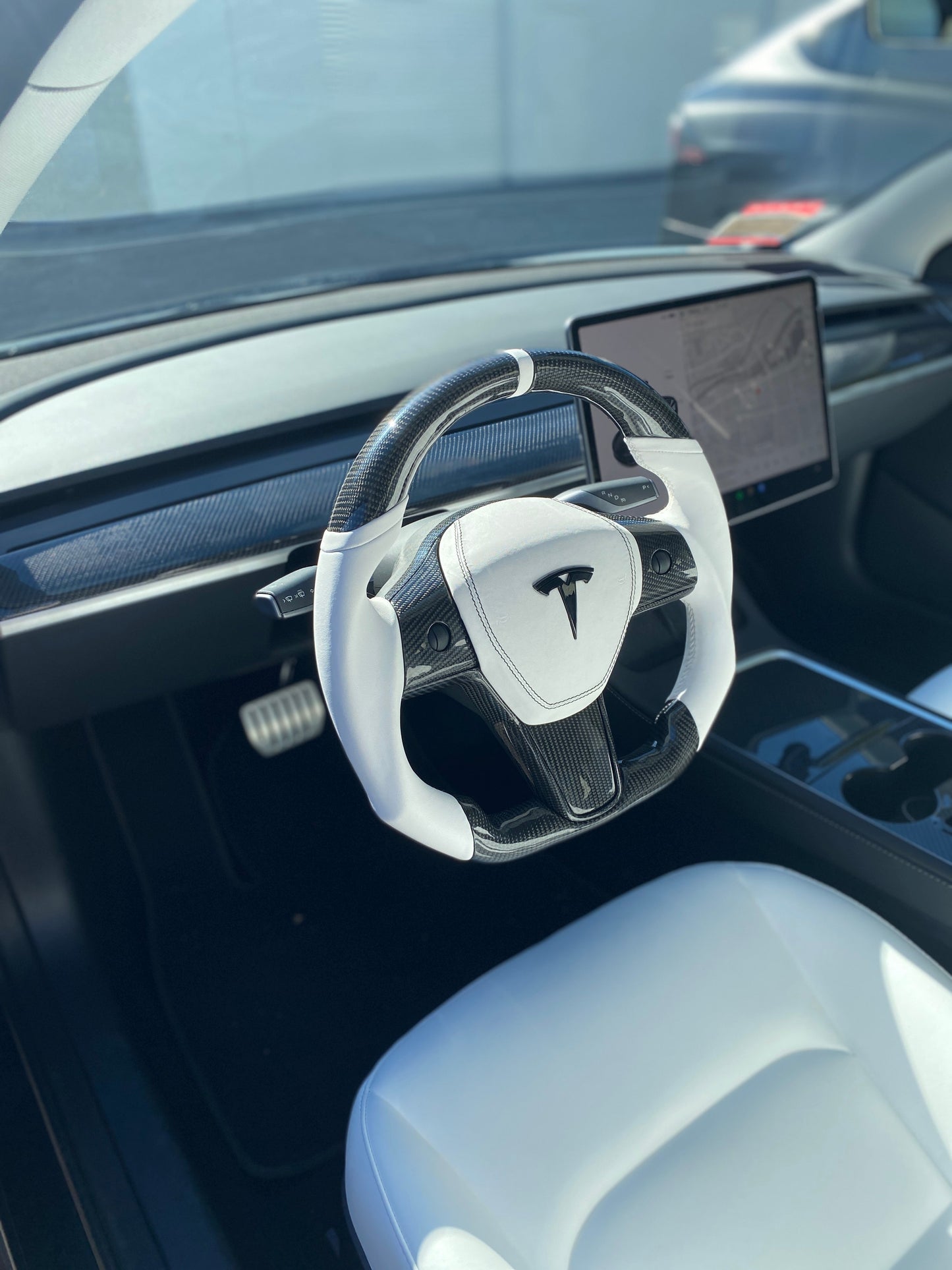 TESLA MODEL 3 / Y PCH WHITE LEATHER GLOSS CARBON STEERING WHEEL