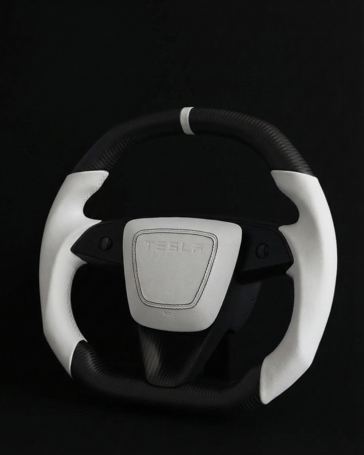 TESLA MODEL Y JUNIPER WHITE LEATHER FLAT BOTTOM STORMTROOPER DRY MATTE CARBON STEERING WHEEL
