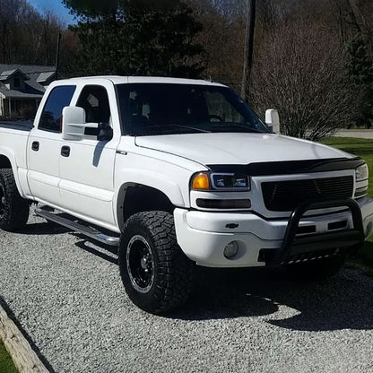 1999-2007 GMC Sierra/Yukon/Yukon XL Bumper Lights w/ Sequential Turn Signal Lights (Glossy Black Housing/Smoked Lens)