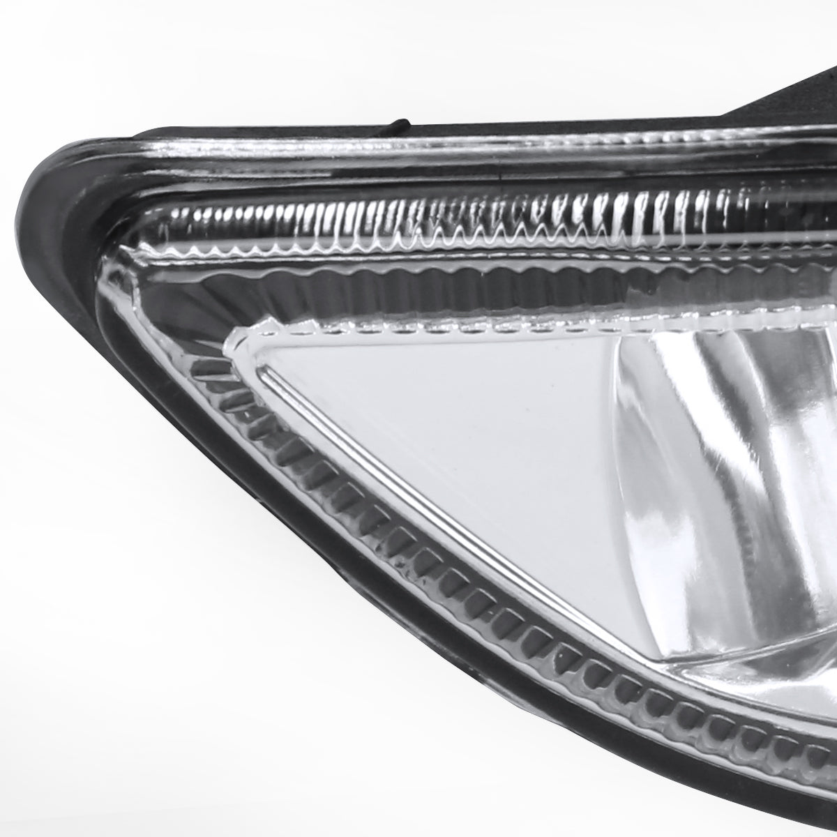 2001-2002 Toyota Corolla H3 Fog Lights (Chrome Housing/Clear Lens)