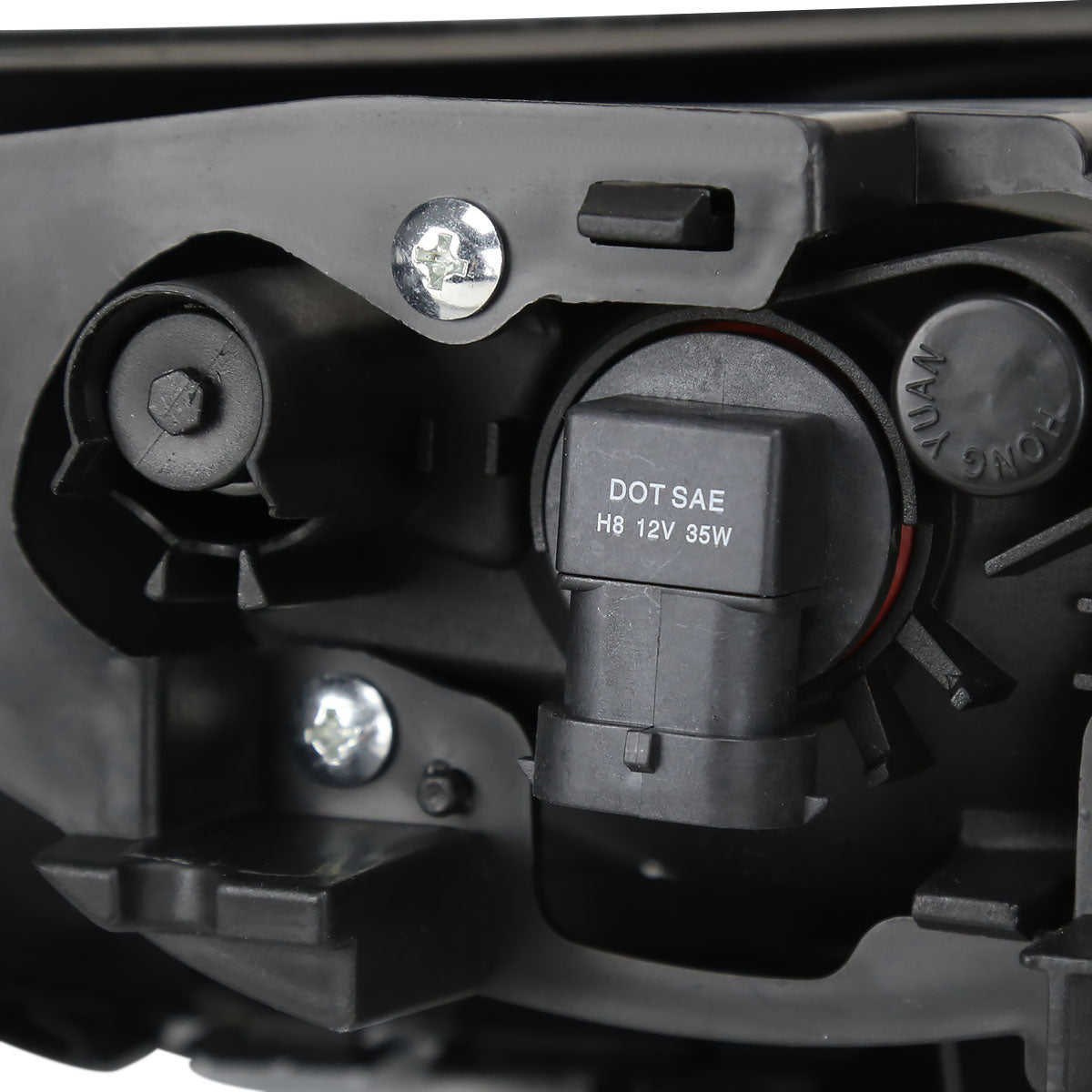 2017-2018 Honda CR-V H8 Fog Lights w/ Switch & Wiring Harness (Chrome Housing/Clear Lens)