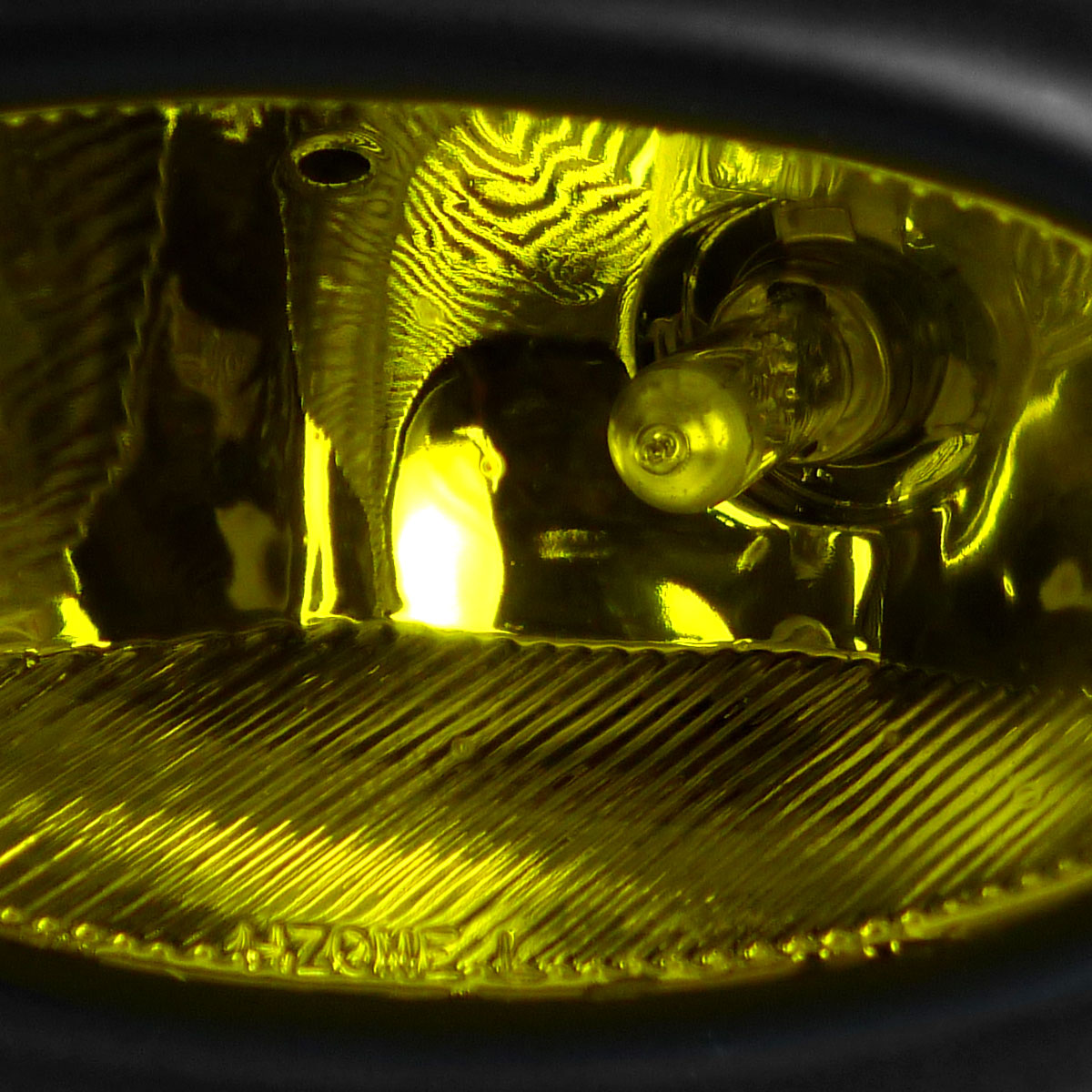 2009-2011 Honda Civic Sedan H11 Fog Lights Kit (Chrome Housing/Yellow Lens)