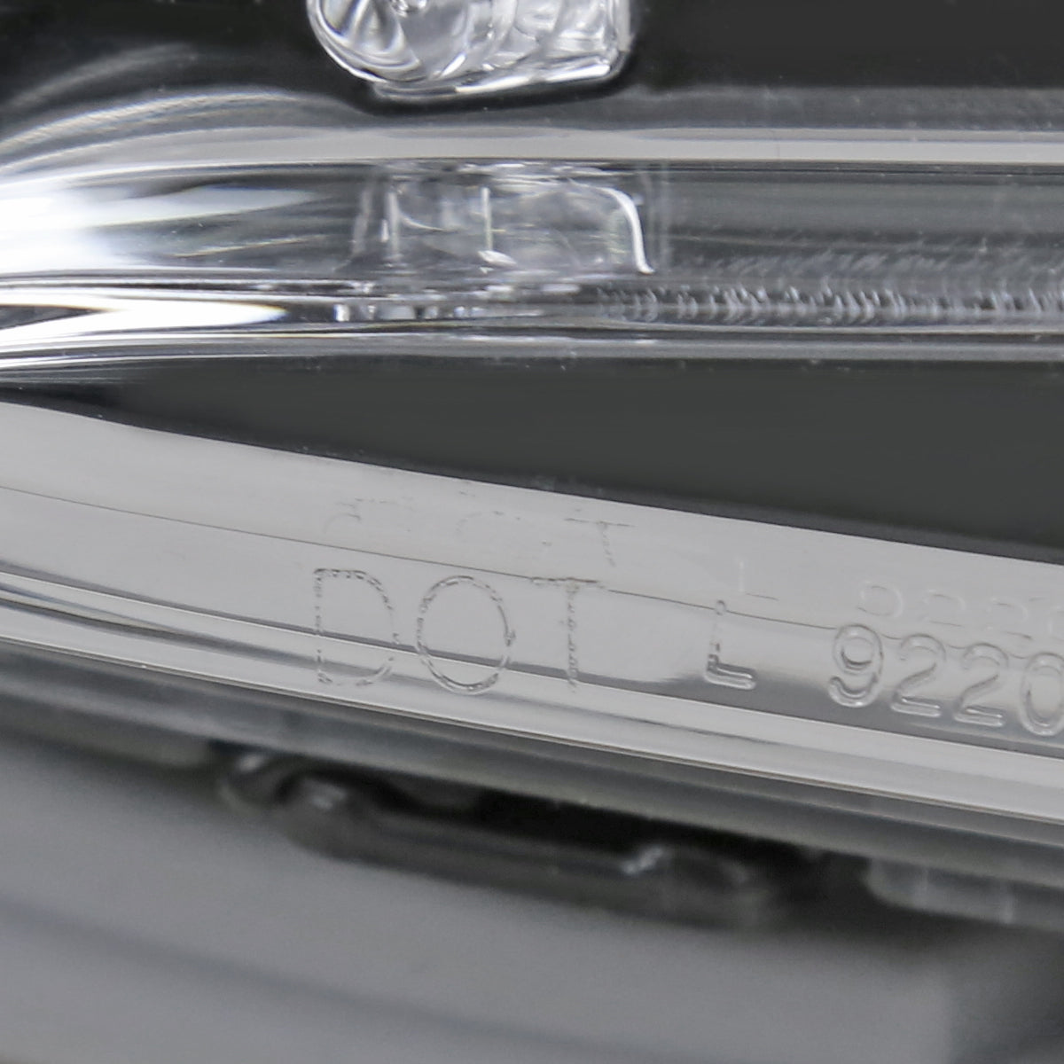 2012-2017 Hyundai Accent 12V/27W 881 Fog Lights Kit (Chrome Housing/Clear Lens)